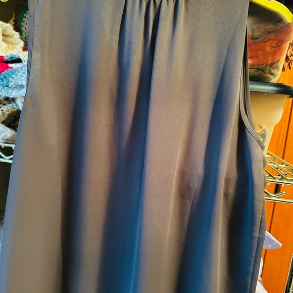 Loft dress tank. Gray with Pearl buttons. - Picture 4 of 4